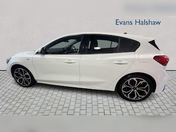 Used Ford Focus 2021 for sale - 77206515: Photo