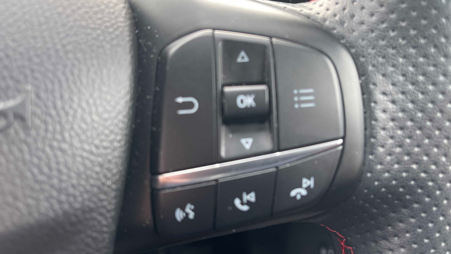 Used Ford Focus 2020 for sale - 77648940: Photo 21