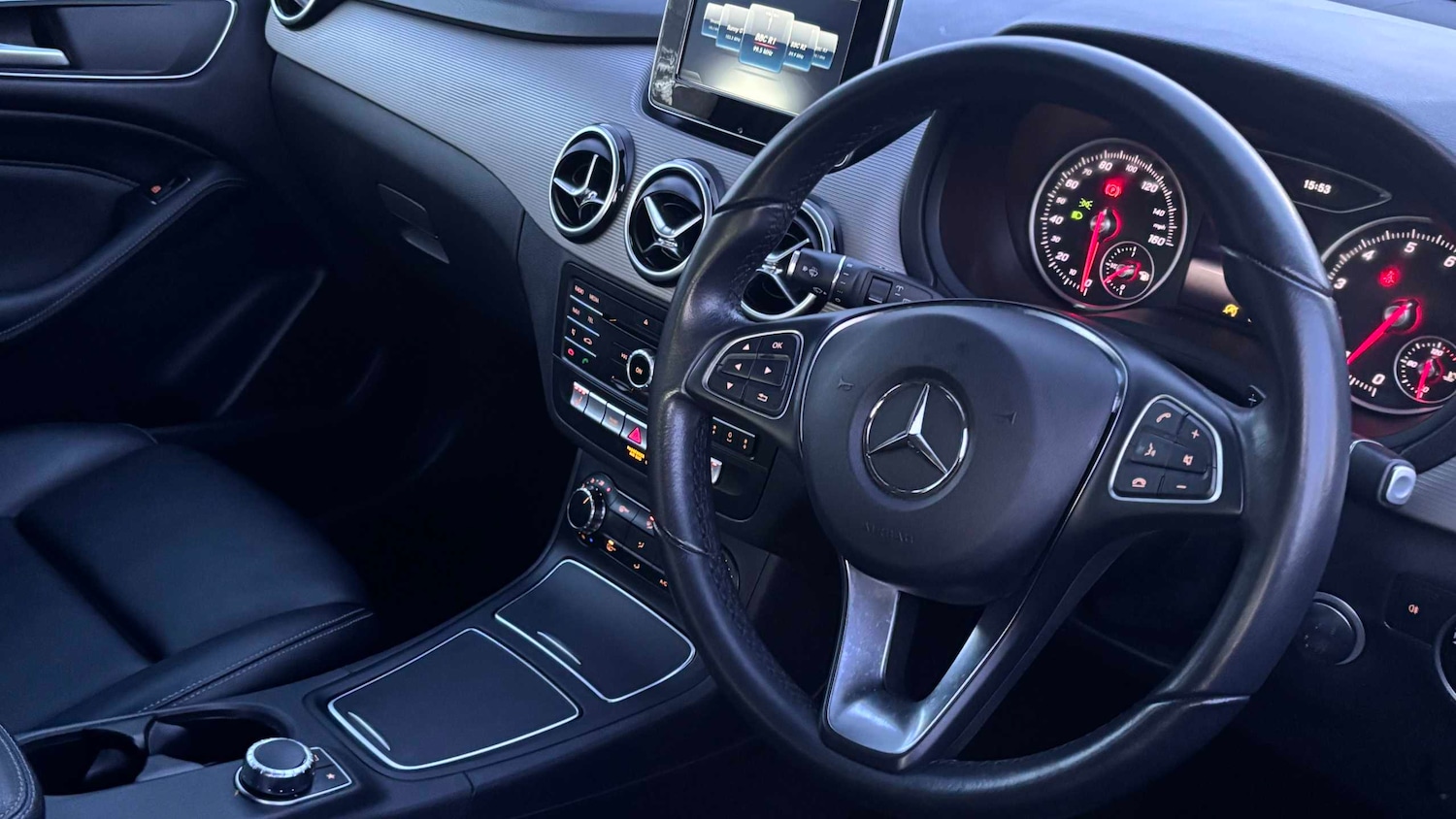 Used Mercedes-Benz B Class 2018 for sale - 76746042: Photo 12