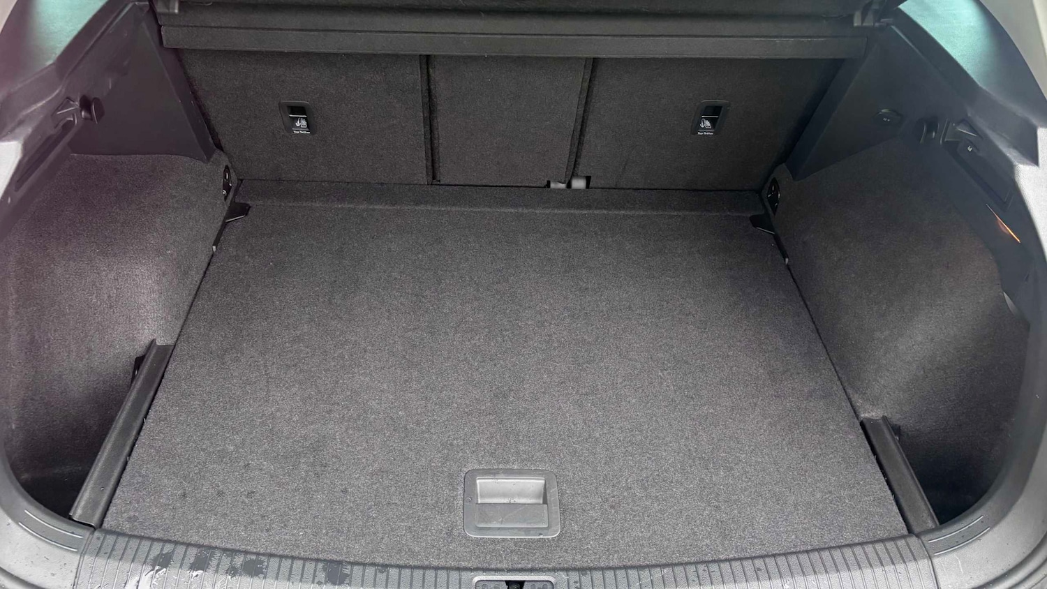 Used Volkswagen Tiguan 2019 for sale - 77347925: Photo 10