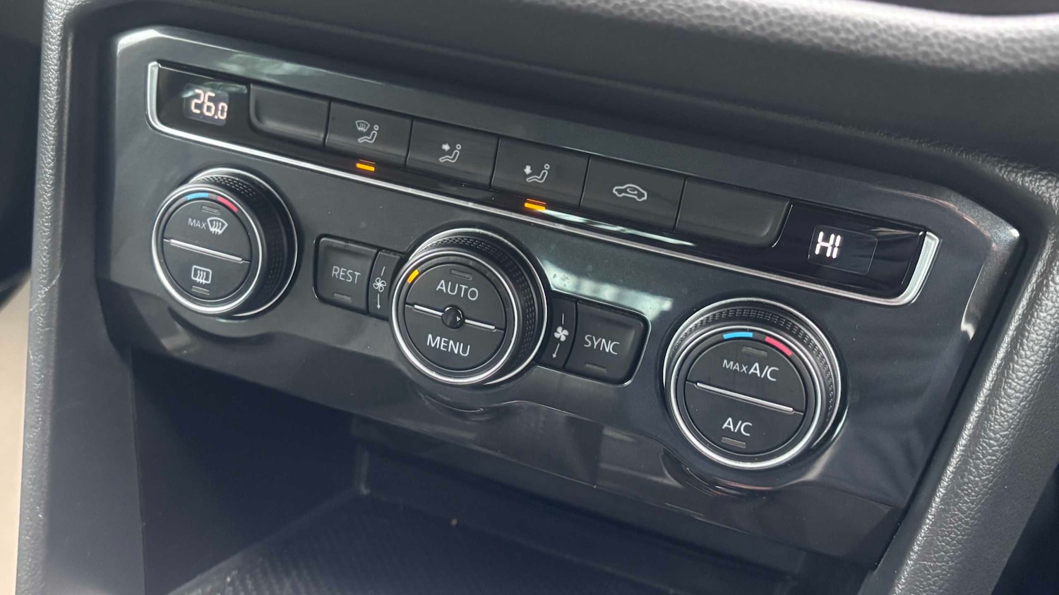 Used Volkswagen Tiguan 2019 for sale - 77347925: Photo 15