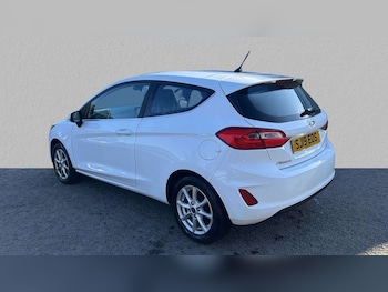 Used Ford Fiesta 2019 for sale - 76075368: Photo 2