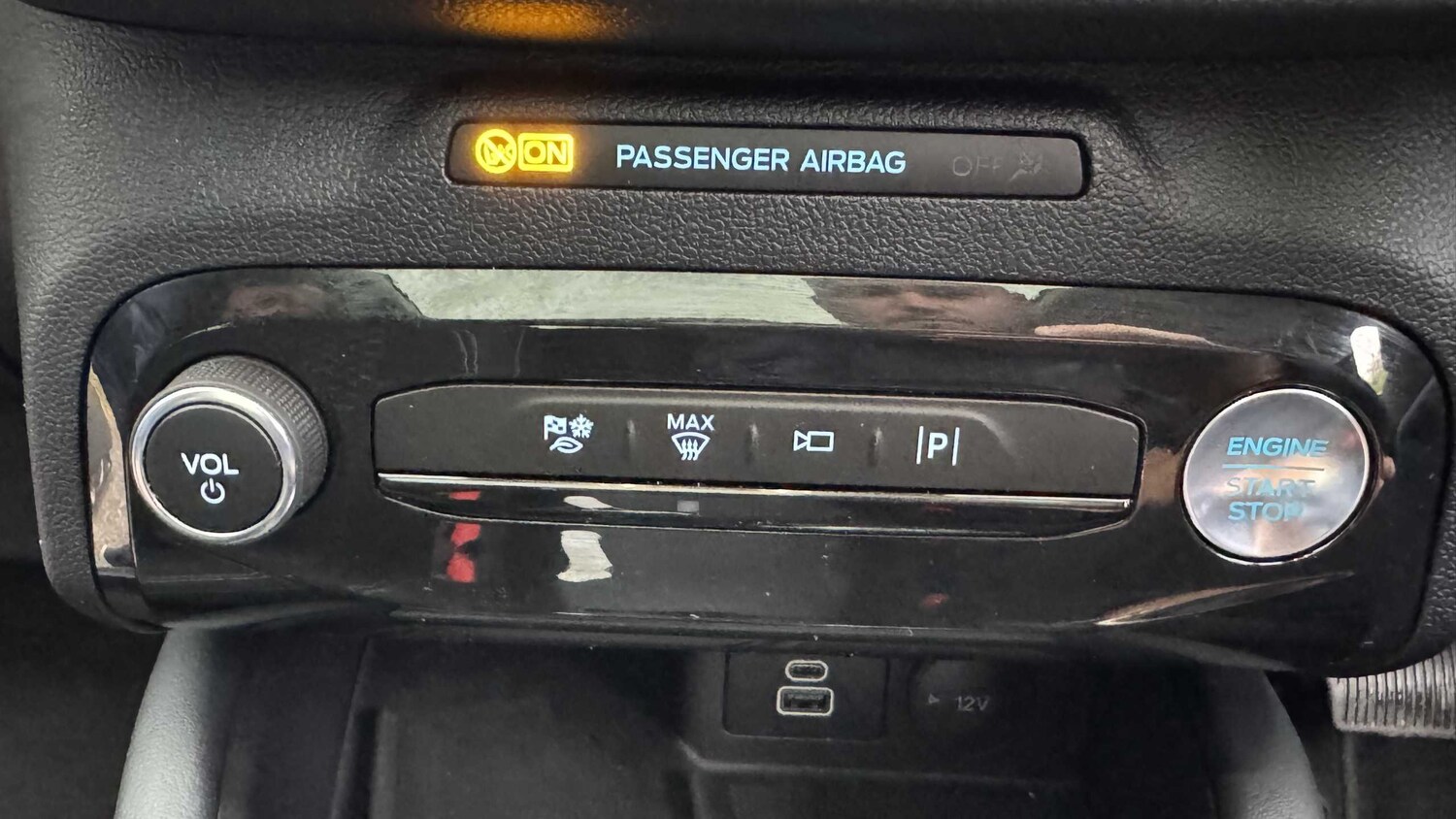 Used Ford Kuga 2024 for sale - 76487977: Photo 29