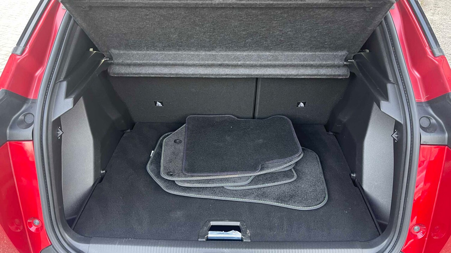 Used Peugeot 2008 2022 for sale - 77842400: Photo 9