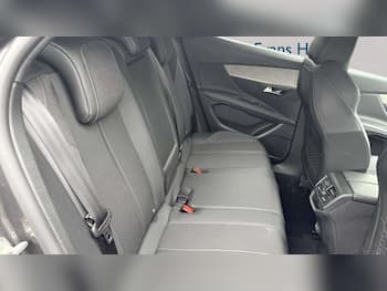 Used Peugeot 3008 2023 for sale - 79745350: Photo