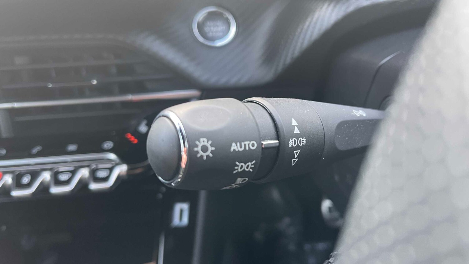 Used Peugeot 2008 2022 for sale - 77178791: Photo 20