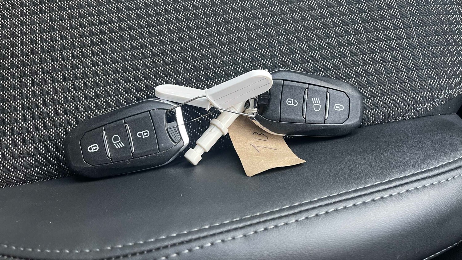 Used Peugeot 2008 2022 for sale - 77178791: Photo 22