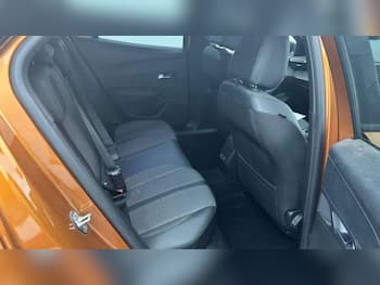 Used Peugeot 2008 2023 for sale - 79797982: Photo