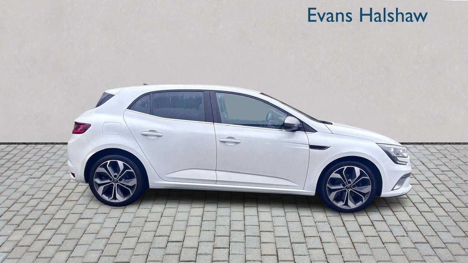 Used Renault Megane 2019 for sale - 77913910: Photo 3