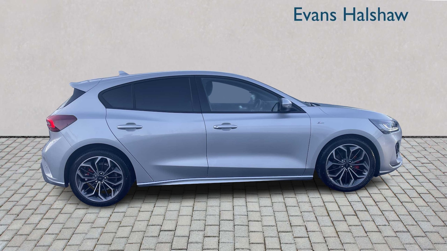 Used Ford Focus 2025 for sale - 77942909: Photo 2