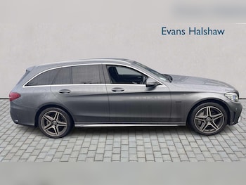 Used Mercedes-Benz C Class 2019 for sale - 76624561: Photo