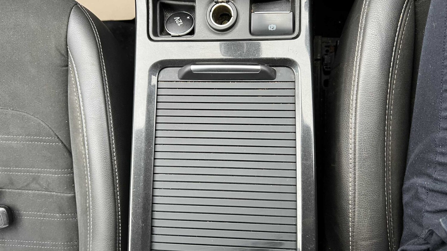 Used Ford Kuga 2017 for sale - 76125956: Photo 31