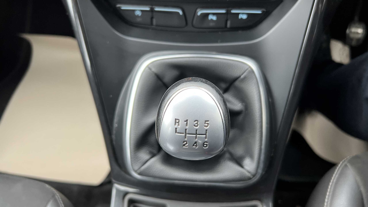 Used Ford Kuga 2017 for sale - 76125956: Photo 32