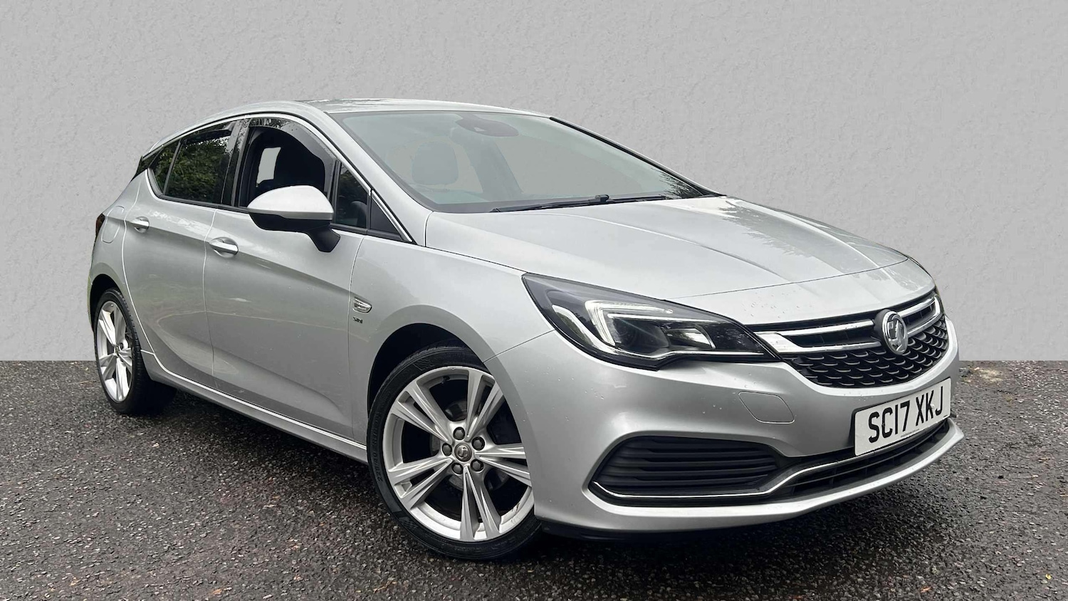 Used Vauxhall Astra 2017 for sale - 76034627: Photo 1