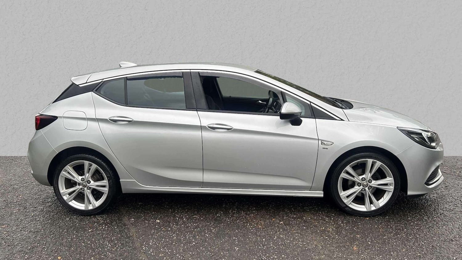Used Vauxhall Astra 2017 for sale - 76034627: Photo 4