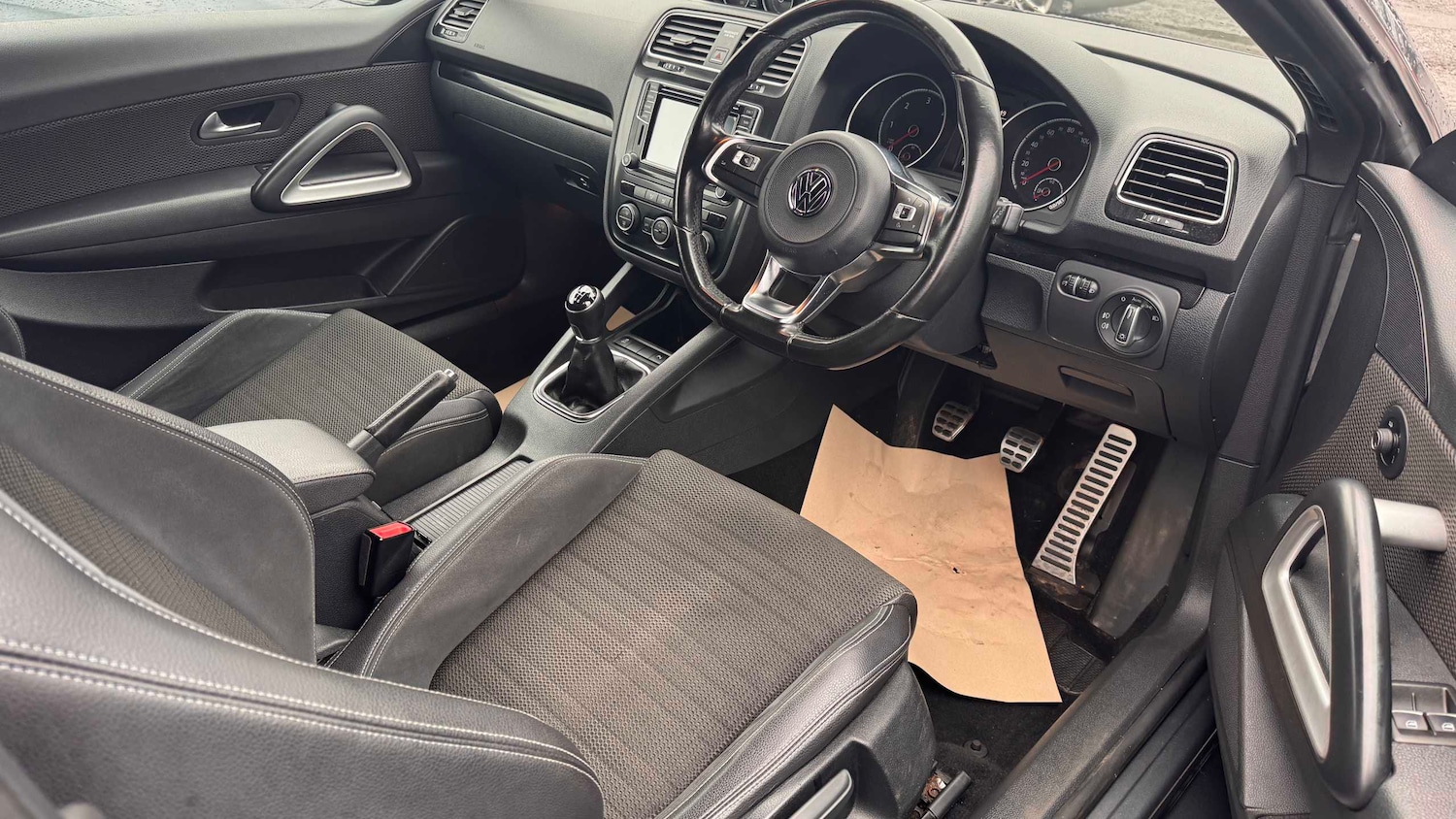 Used Volkswagen Scirocco 2016 for sale - 77257498: Photo 14