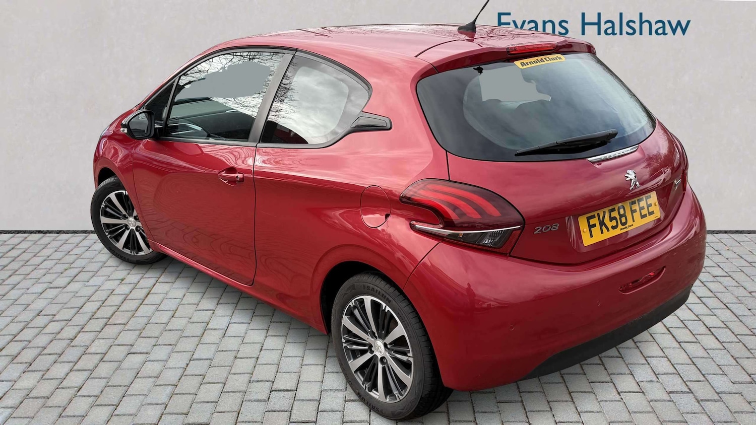 Used Peugeot 208 2016 for sale - 77726937: Photo 2