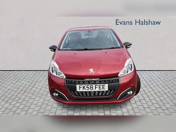 Used Peugeot 208 2016 for sale - 77726937: Photo