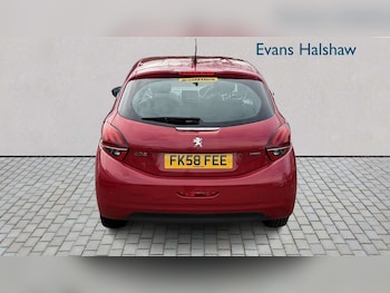 Used Peugeot 208 2016 for sale - 77726937: Photo