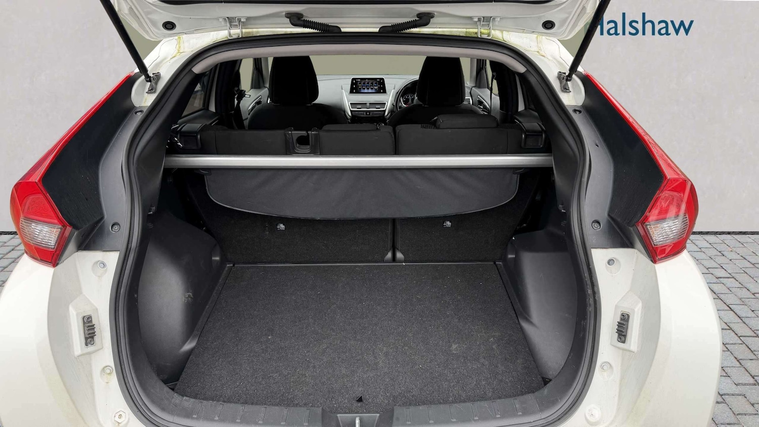 Used Mitsubishi Eclipse Cross 2018 for sale - 77648941: Photo 5