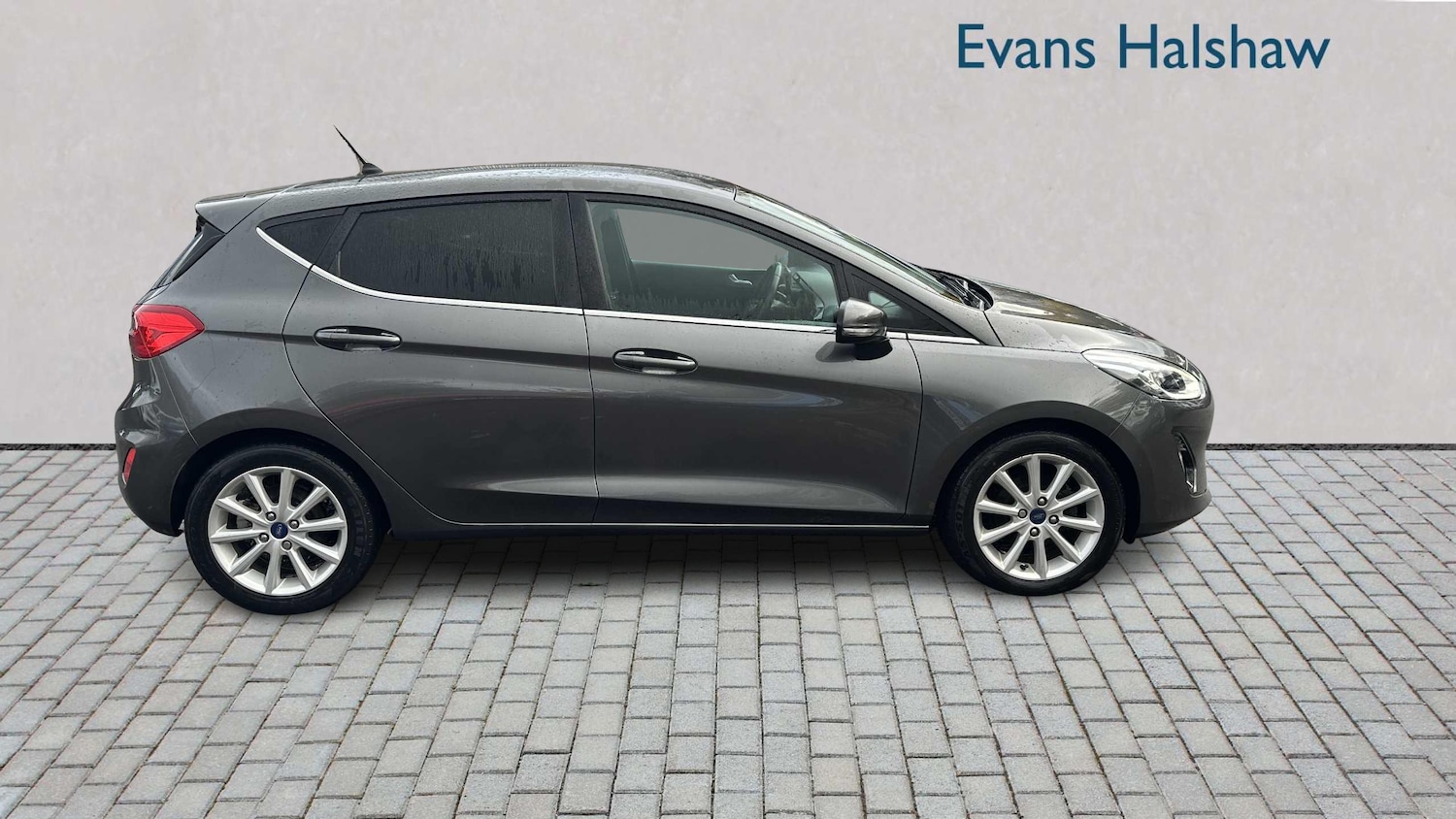 Used Ford Fiesta 2018 for sale - 76390596: Photo 2