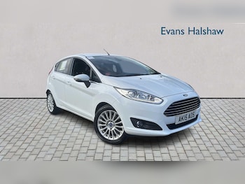 Used Ford Fiesta 2015 for sale - 76501741: Photo
