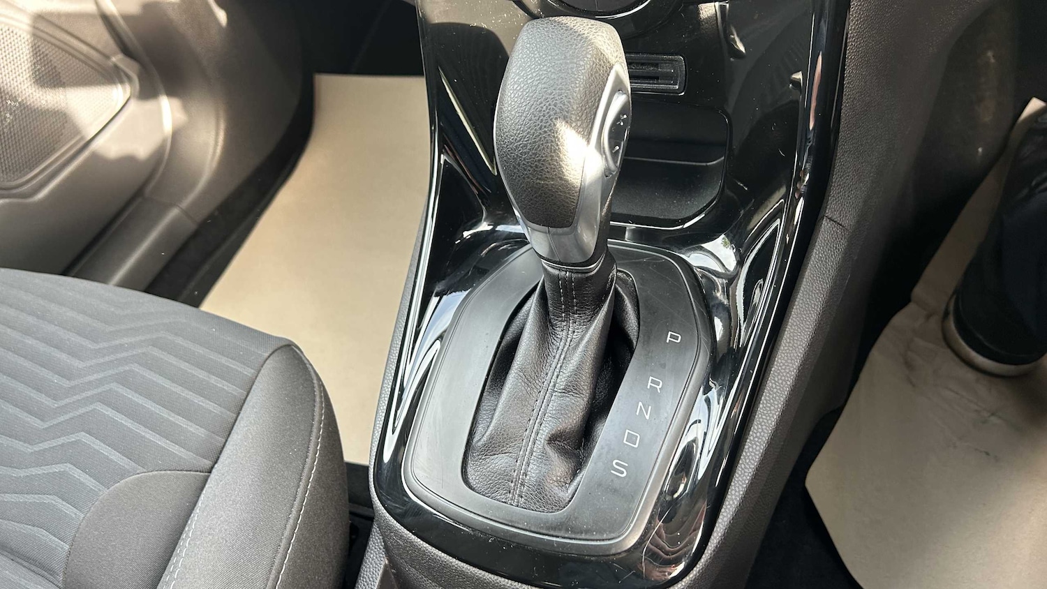 Used Ford Fiesta 2015 for sale - 76501741: Photo 23