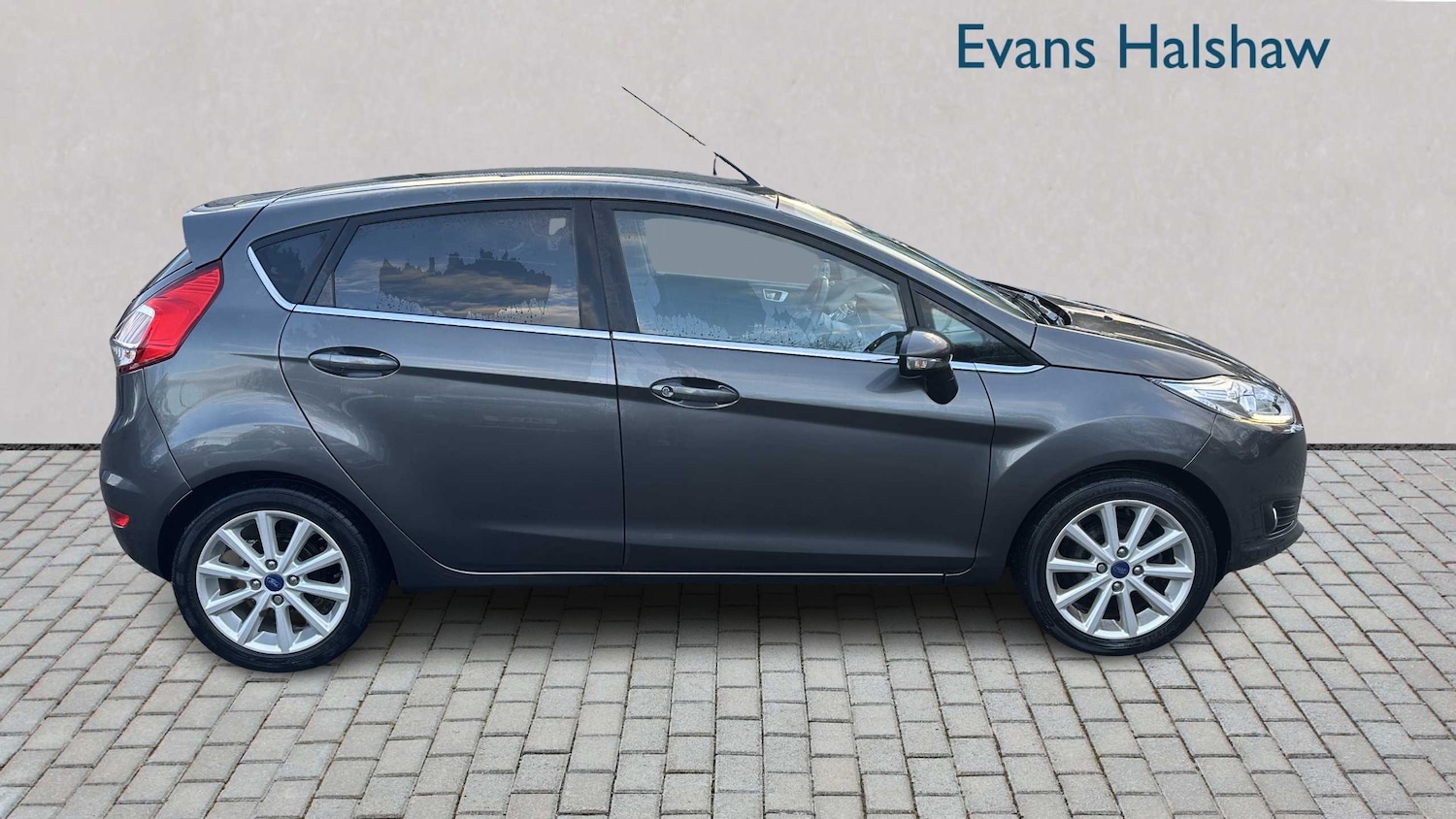 Used Ford Fiesta 2017 for sale - 76624463: Photo 2