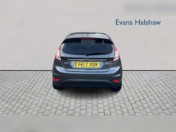 Used Ford Fiesta 2017 for sale - 76624463: Photo