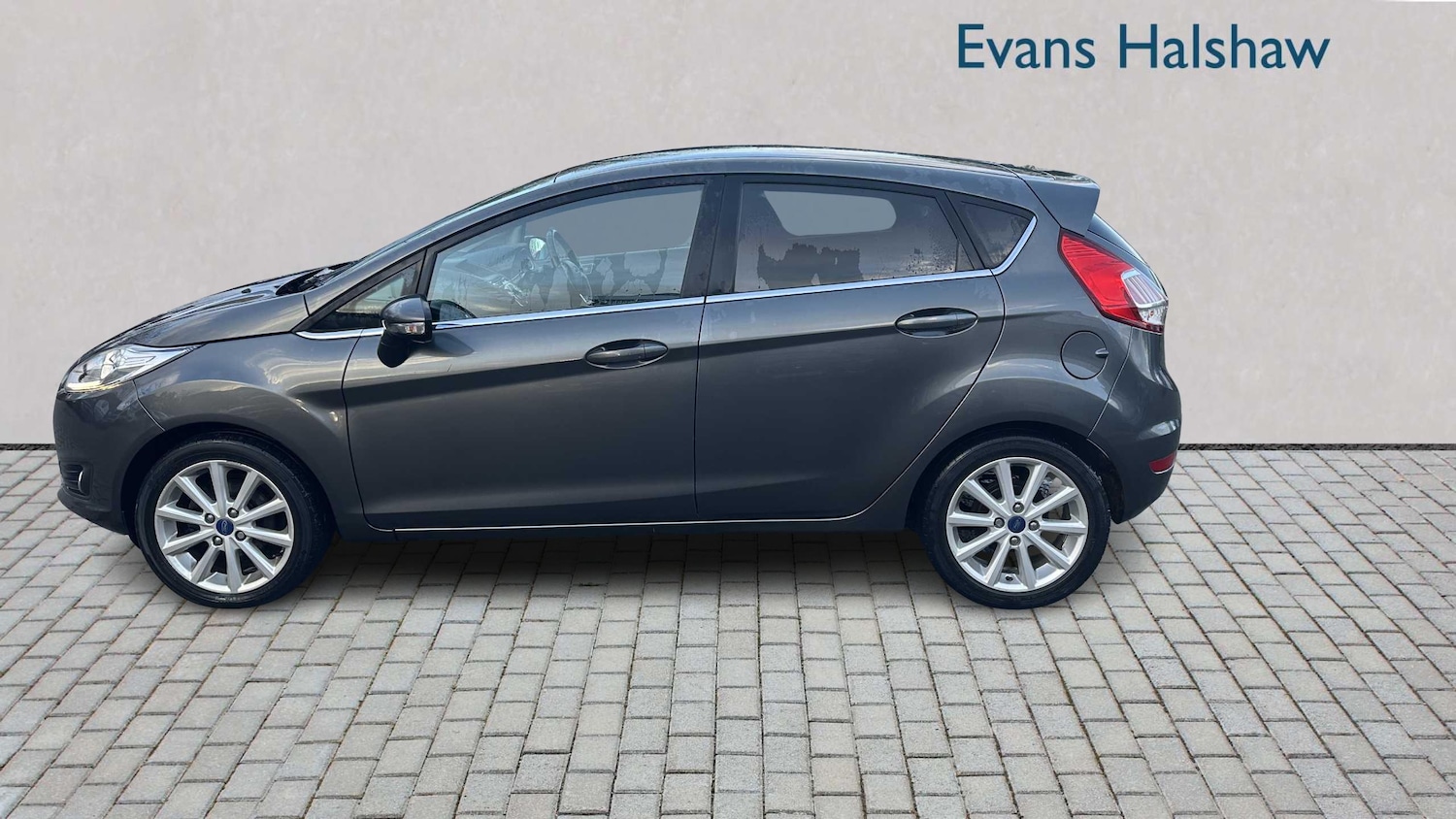 Used Ford Fiesta 2017 for sale - 76624463: Photo 4