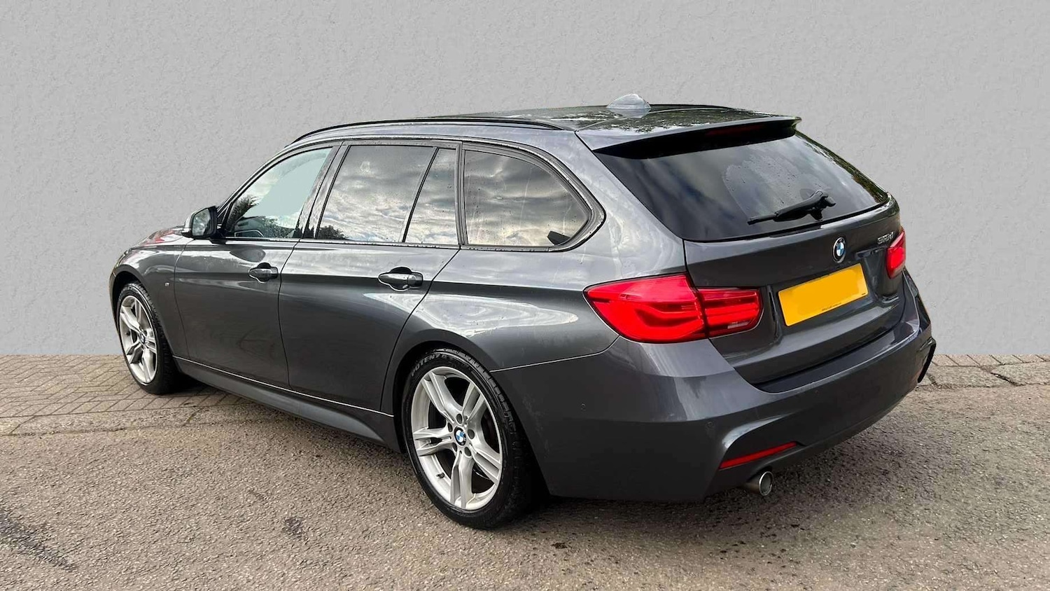 Used BMW 3 Series 2019 for sale - 76075260: Photo 2