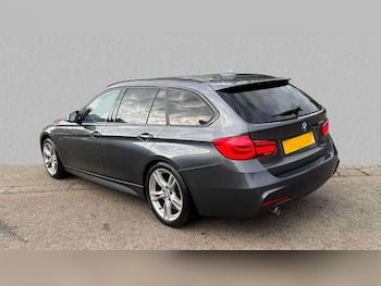 Used BMW 3 Series 2019 for sale - 76075260: Photo 2
