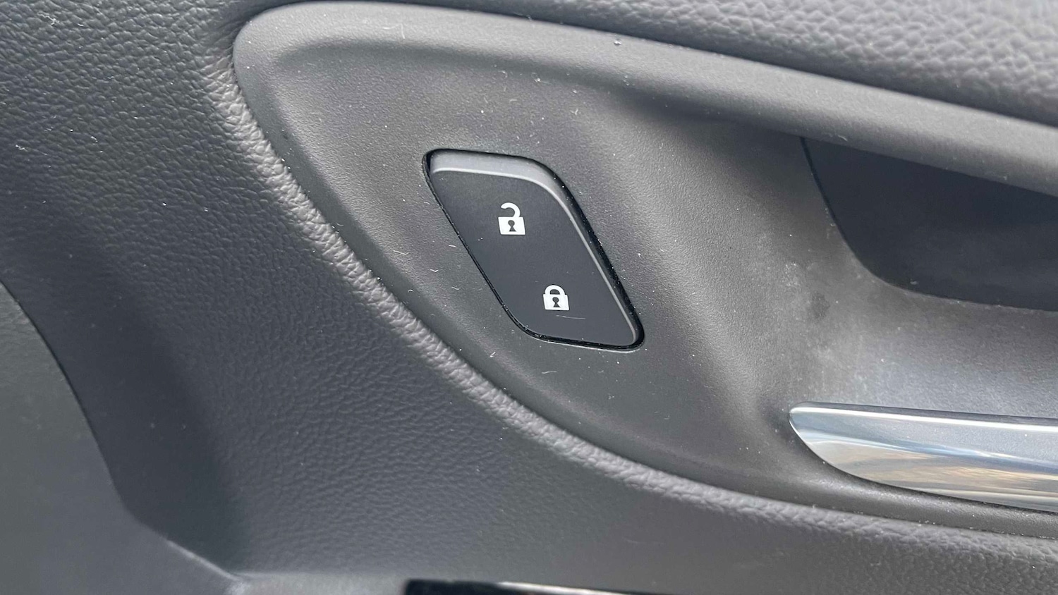 Used Vauxhall Astra 2018 for sale - 76351579: Photo 19