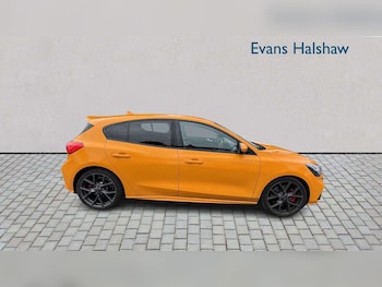Used Ford Focus 2019 for sale - 79065182: Photo