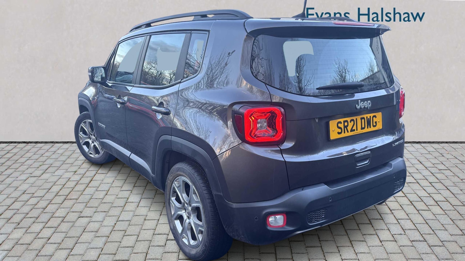 Used Jeep Renegade 2021 for sale - 77886122: Photo 2