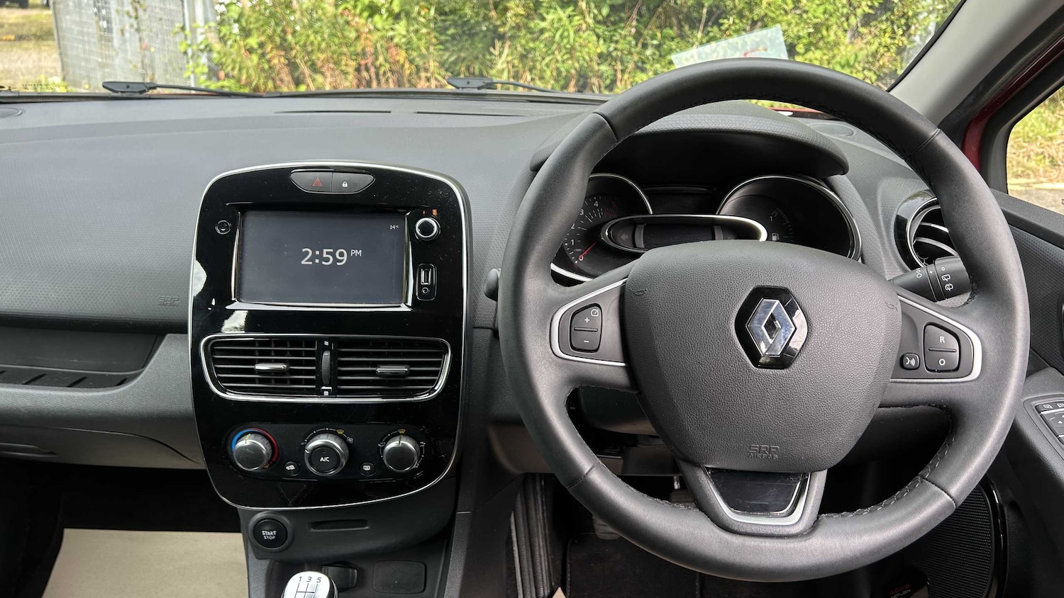 Used Renault Clio 2017 for sale - 75993877: Photo 13