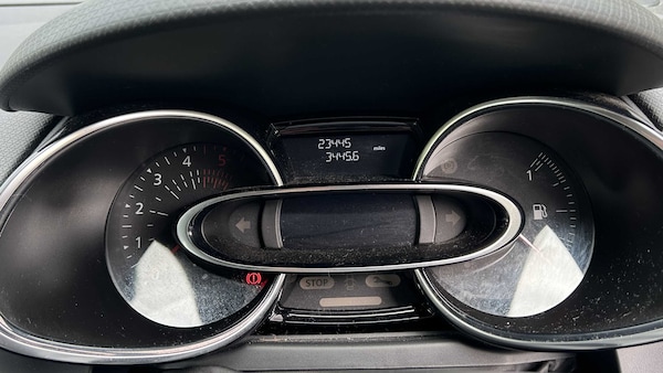 Used Renault Clio 2017 for sale - 75993877: Photo 14