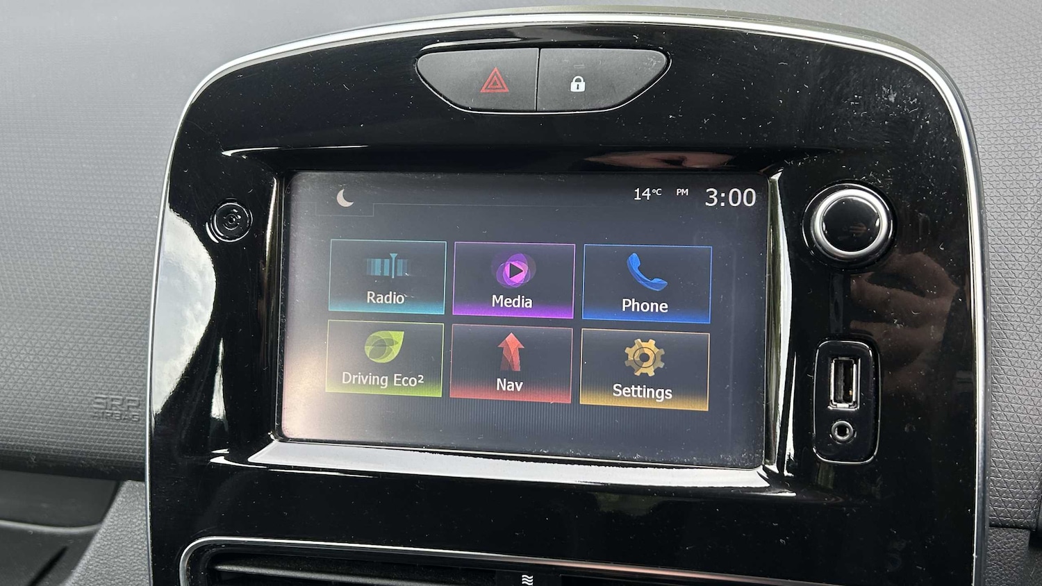 Used Renault Clio 2017 for sale - 75993877: Photo 15