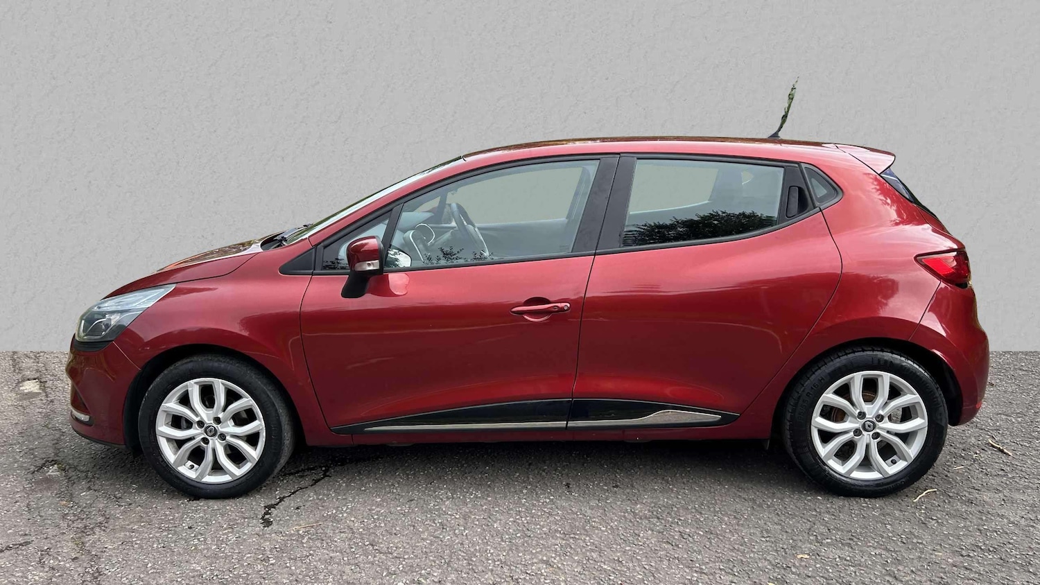 Used Renault Clio 2017 for sale - 75993877: Photo 3