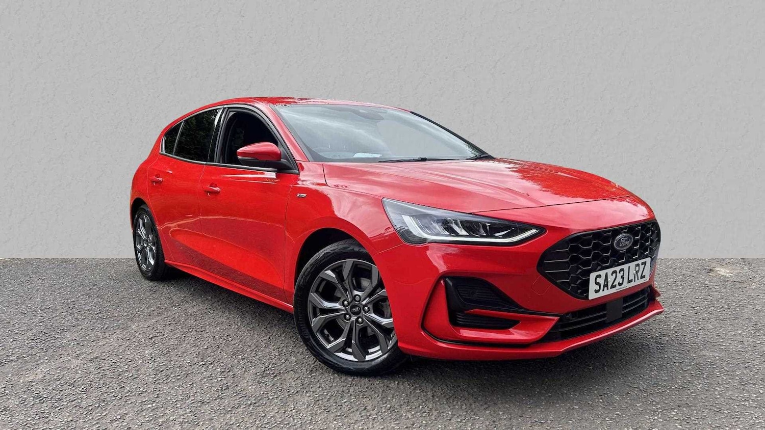 Used Ford Focus 2023 for sale - 76967867: Photo 1