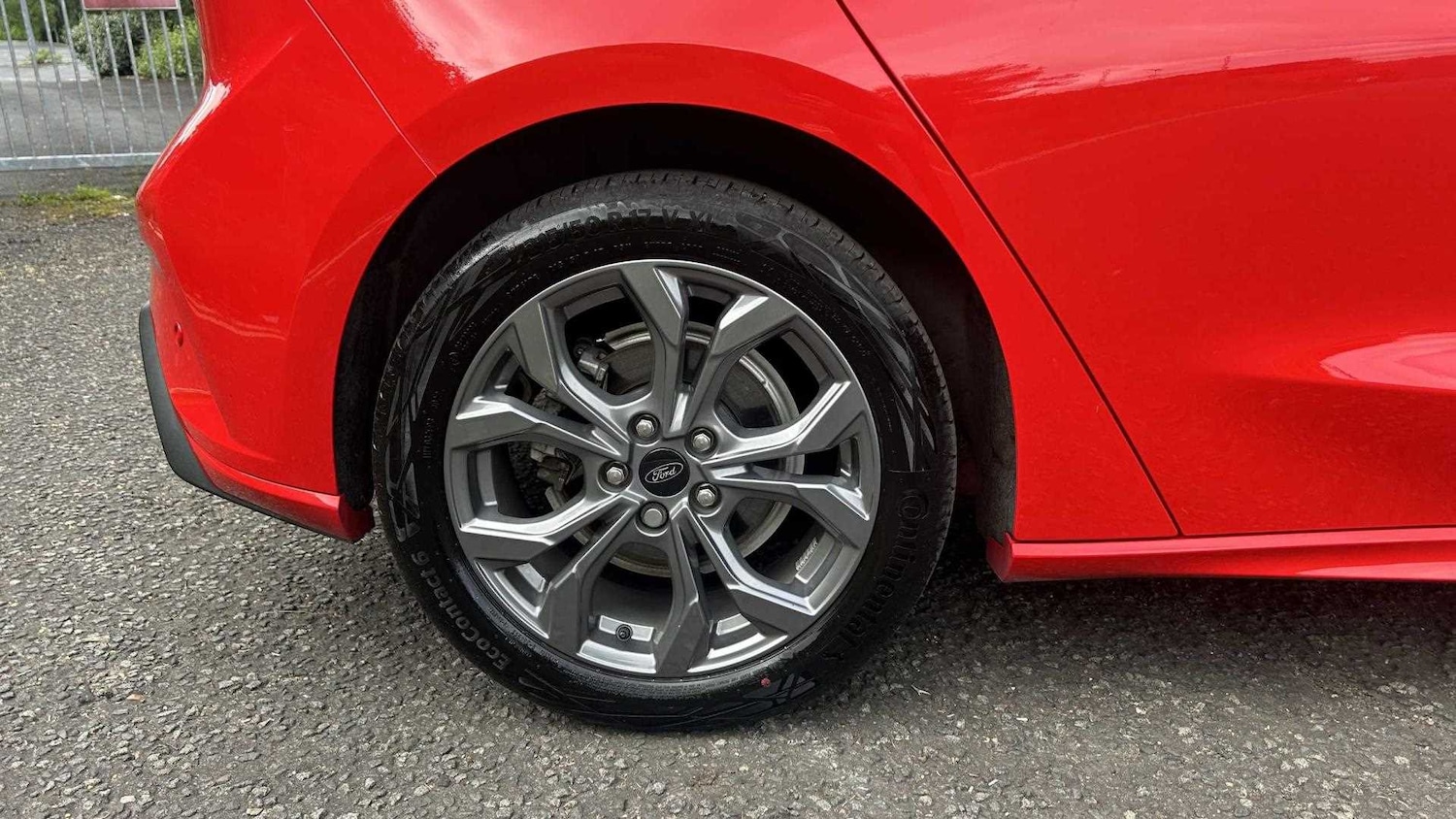 Used Ford Focus 2023 for sale - 76967867: Photo 12