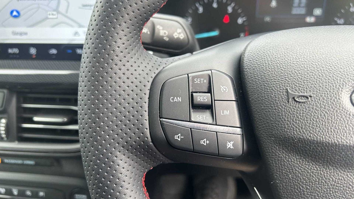 Used Ford Focus 2023 for sale - 76967867: Photo 29