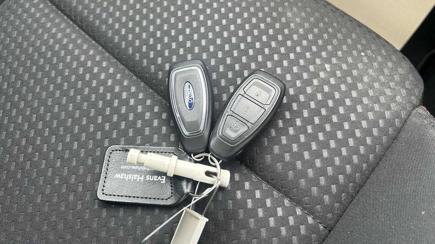 Used Ford Focus 2023 for sale - 76967867: Photo 35