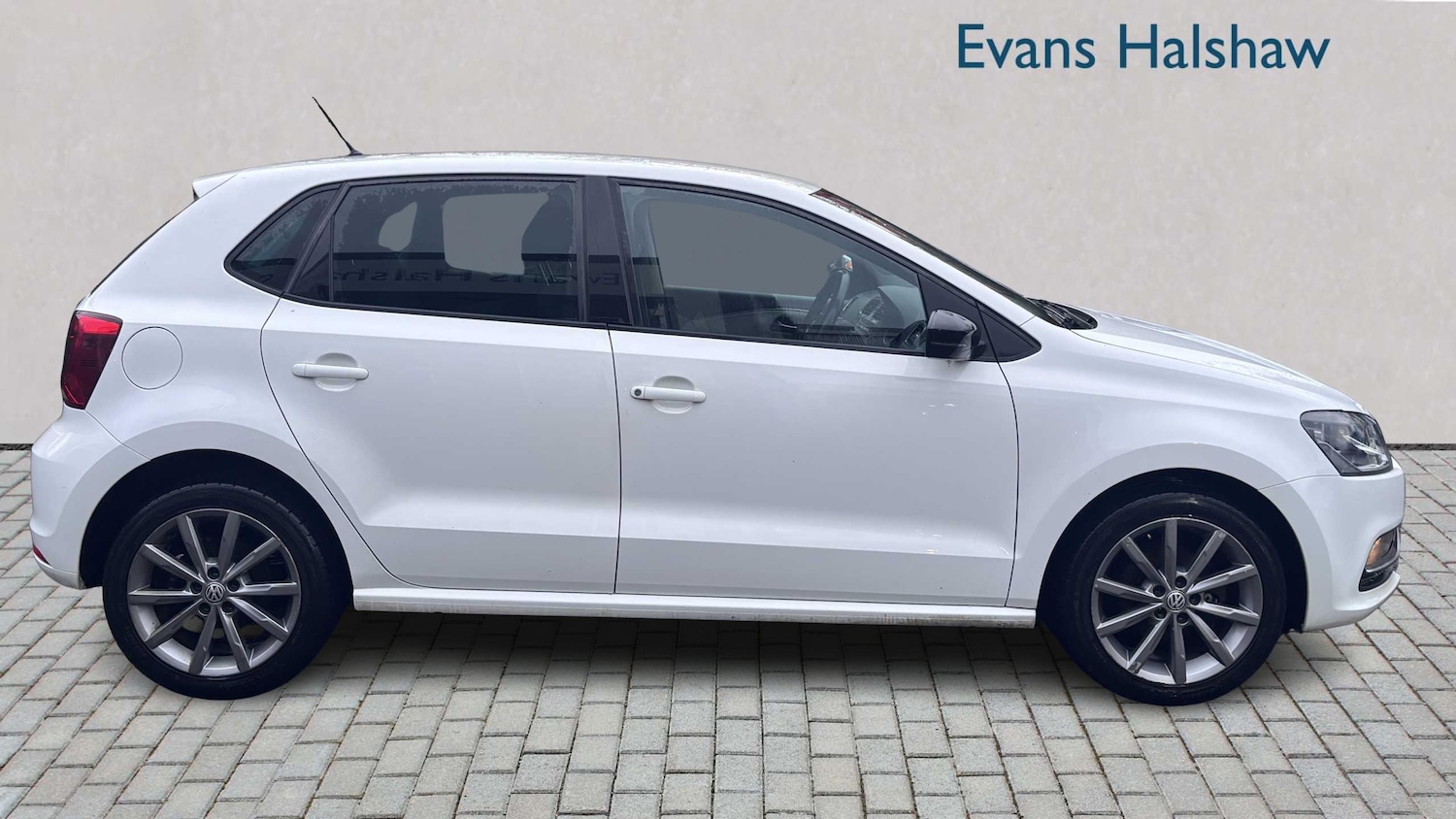 Used Volkswagen Polo 2016 for sale - 77316467: Photo 6