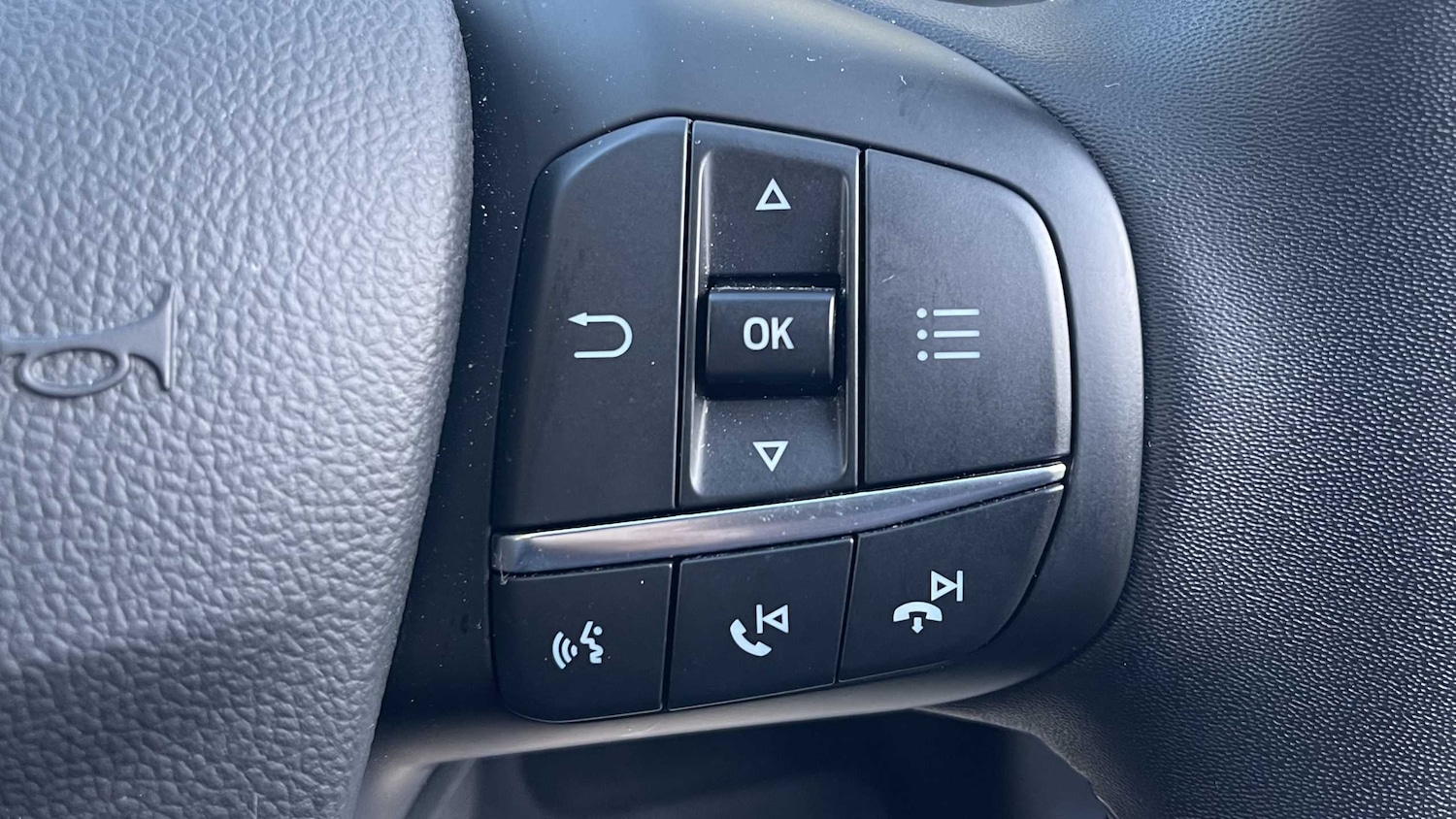 Used Ford Focus 2022 for sale - 76672912: Photo 17