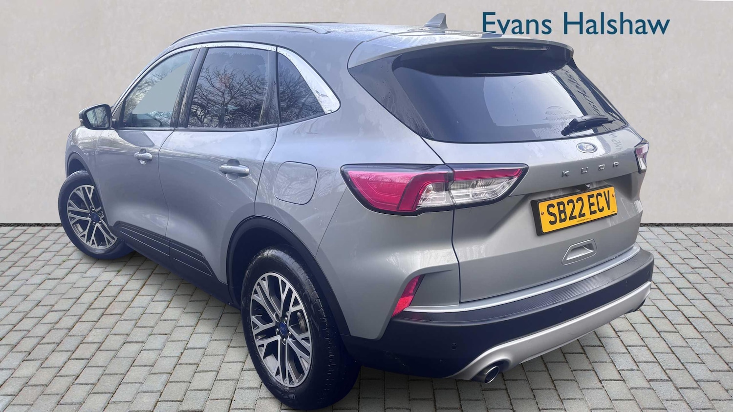 Used Ford Kuga 2022 for sale - 76842809: Photo 2