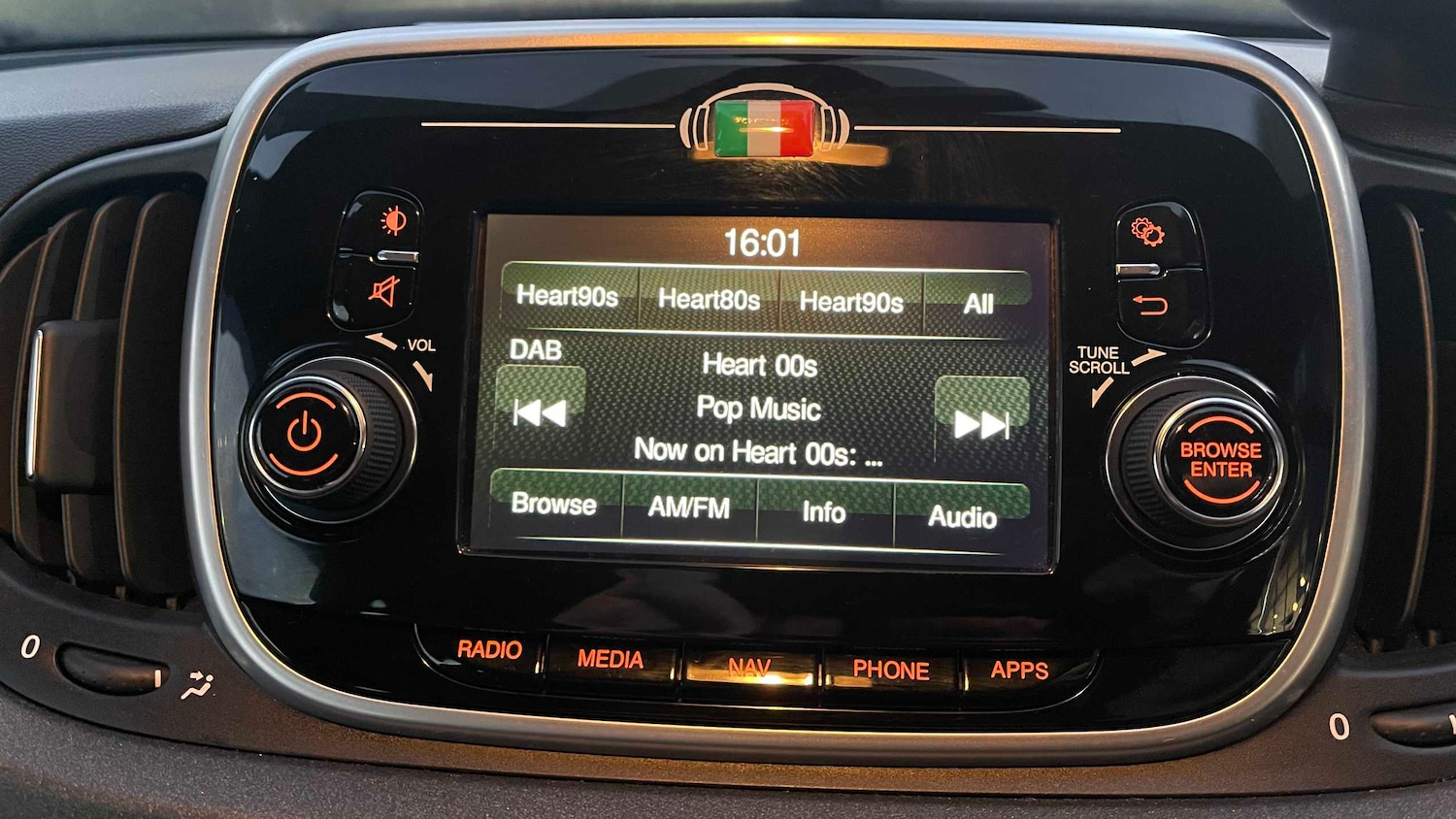 Used Abarth 595 2018 for sale - 77103121: Photo 13