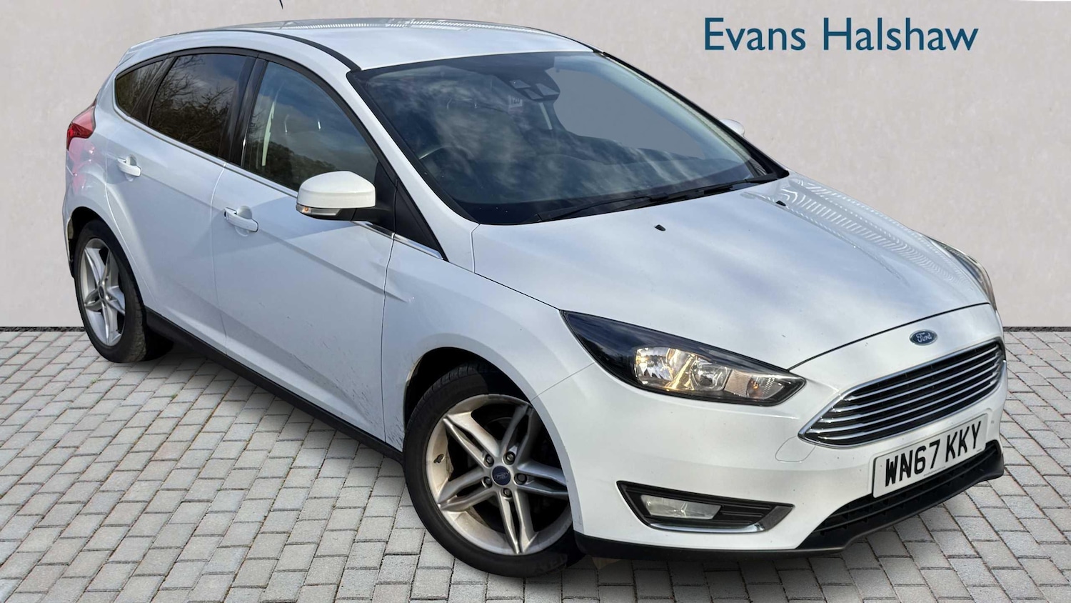 Used Ford Focus 2017 for sale - 76373805: Photo 1