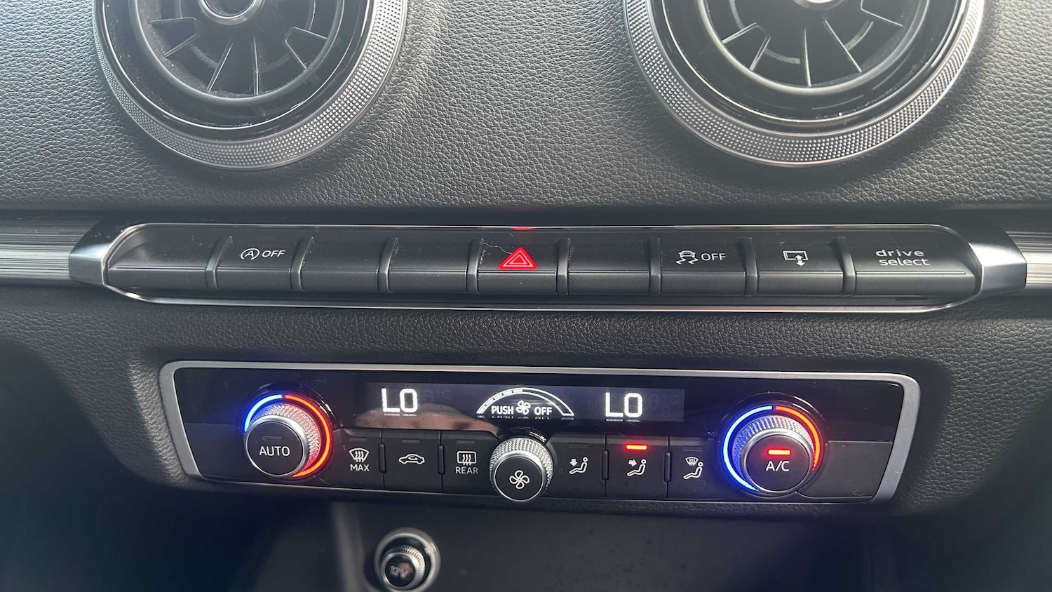 Used Audi A3 2017 for sale - 76125813: Photo 10