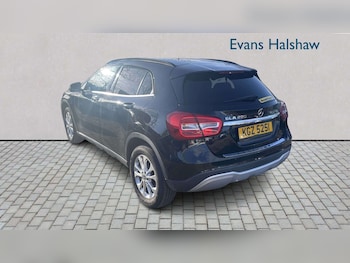 Used Mercedes-Benz GLA 2018 for sale - 77649031: Photo